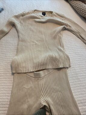 Maternity Knit Set